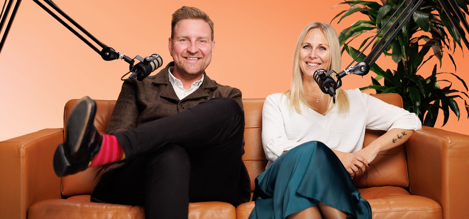 Måns Liljenlov och Malin Jakobsson, PwC, programledare för PwC-podden Insidan: Kollegornas perspektiv
